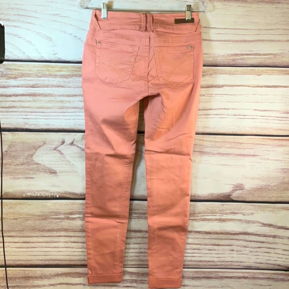 Wallflower Jeans - 3 (8) - Picture 5 of 12